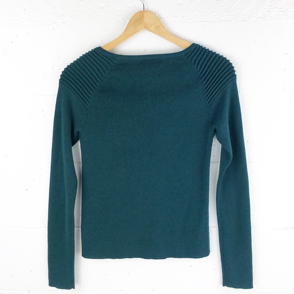 Trouve Cutout Sweater - Picture 8 of 9